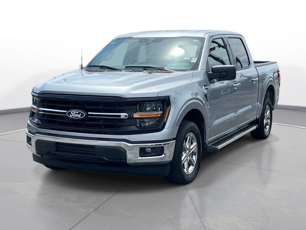 2025 Ford F-150 XLT - Photo 9