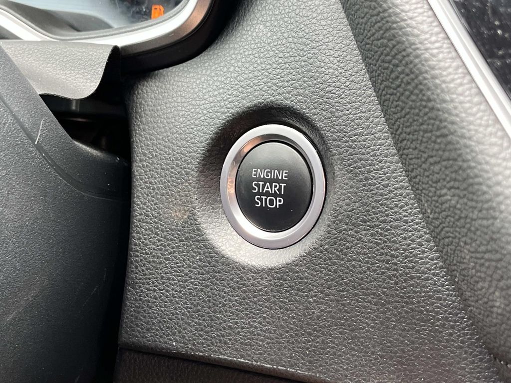 2024 Toyota Corolla XSE - Photo 33