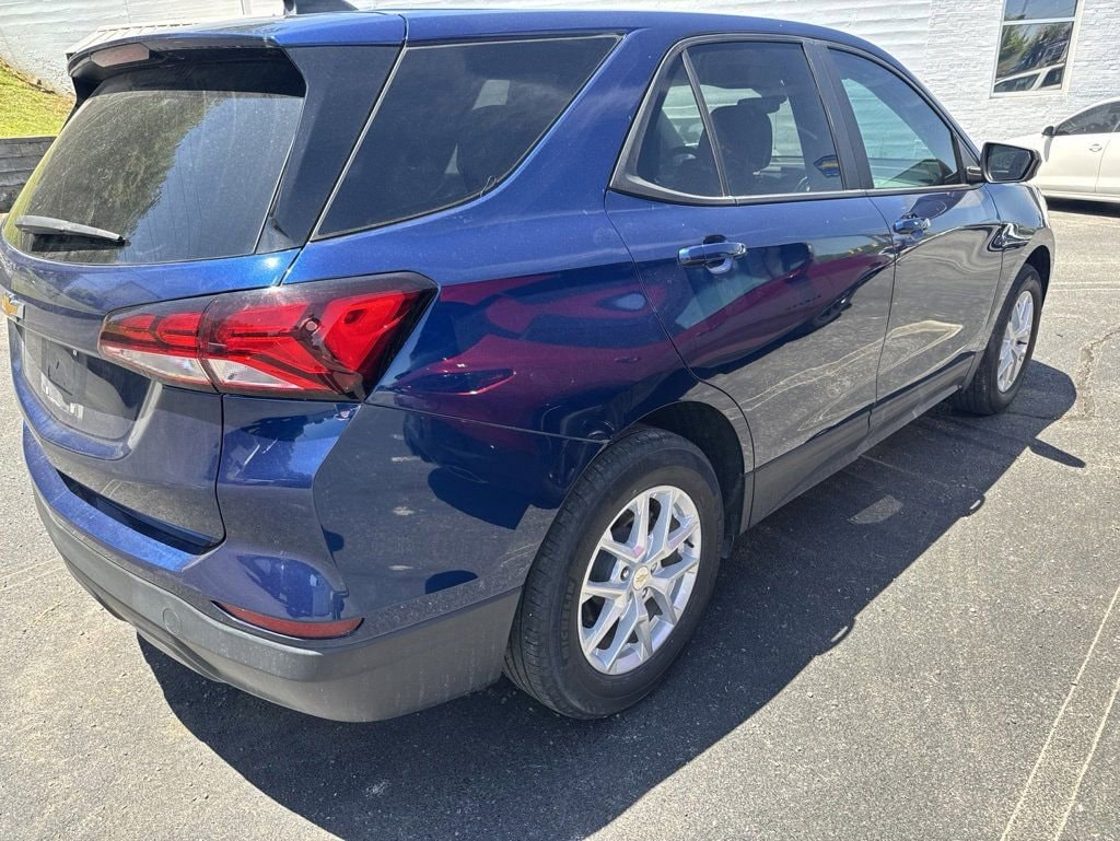 Used 2022 Chevrolet Equinox LS SUV