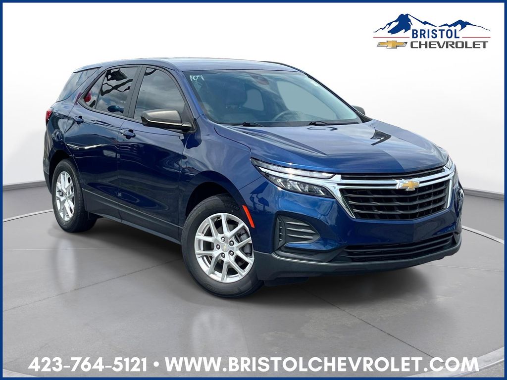 Used 2022 Chevrolet Equinox LS