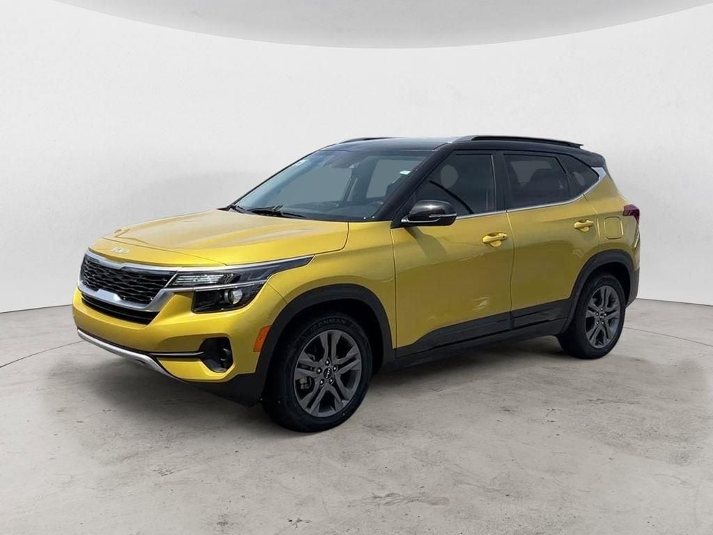 2023 Kia Seltos S - Photo 17