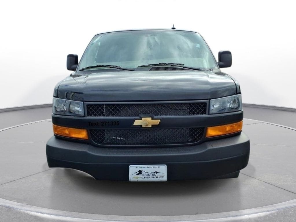 2025 Chevrolet Express Cargo Work Van - Photo 10