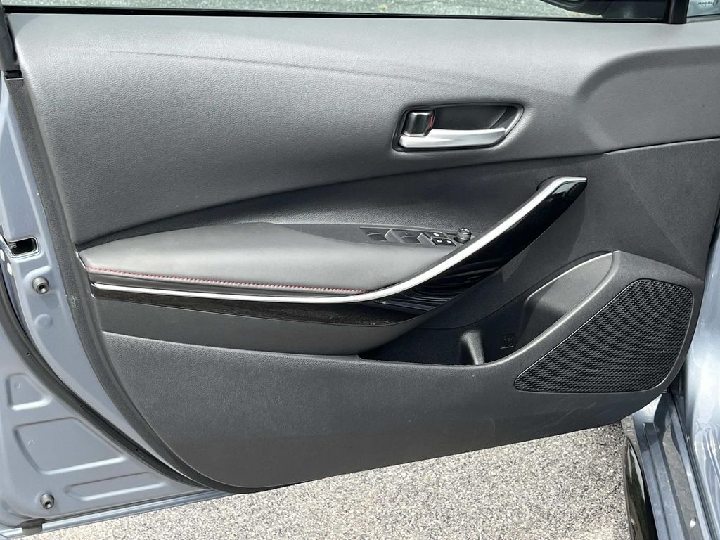 2024 Toyota Corolla XSE - Photo 24