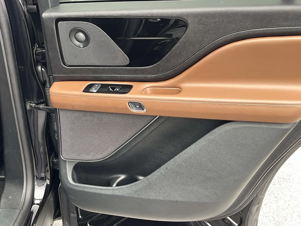 2024 Lincoln Aviator Reserve - Photo 24