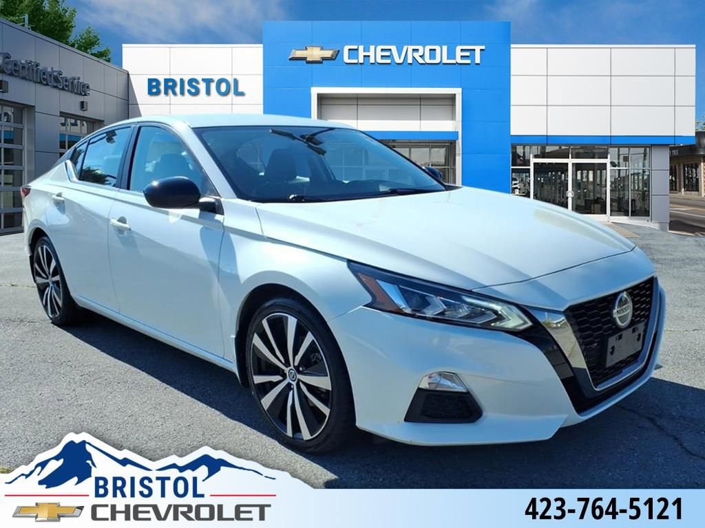 Used 2022 Nissan Altima 2.5 SR Sedan