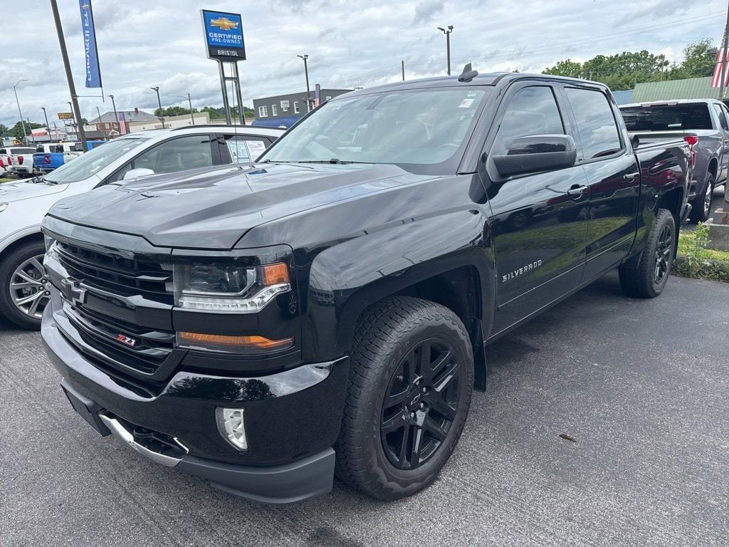 2017 Chevrolet Silverado 1500 LT Z71 4X4 Crew Cab Short Box's photo