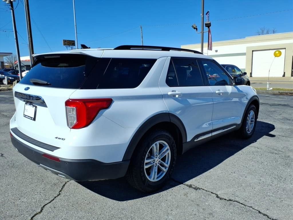 2023 Ford Explorer XLT - Photo 7