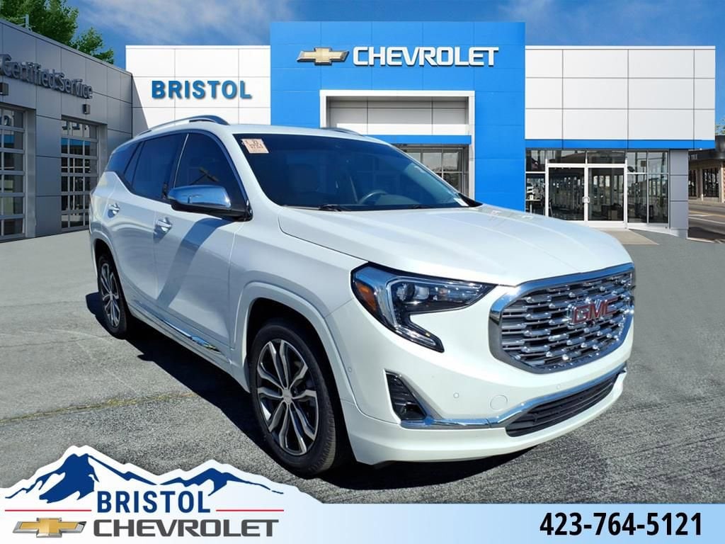 2021 GMC Terrain Denali's photo