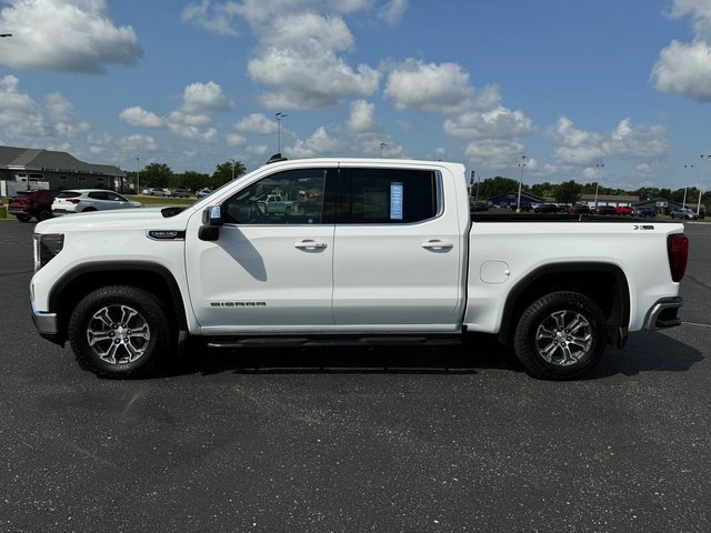 Certified 2024 GMC Sierra 1500 SLE with VIN 1GTUUBED0RZ107443 for sale in Brodhead, WI