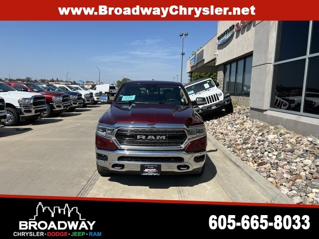 Used 2019 RAM Ram 1500 Pickup Limited with VIN 1C6SRFHT9KN518606 for sale in Yankton, SD