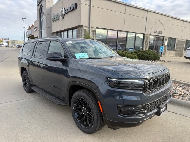 2025 Jeep Wagoneer L Series II's photo