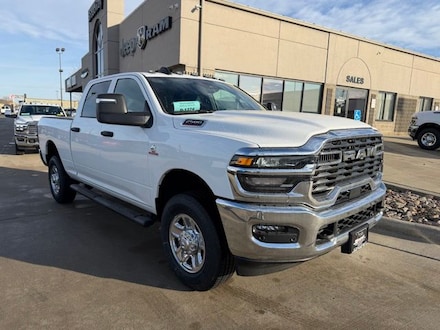 2026 Ram 2500 TRADESMAN CREW CAB 4X4 6'4 BOX Pickup