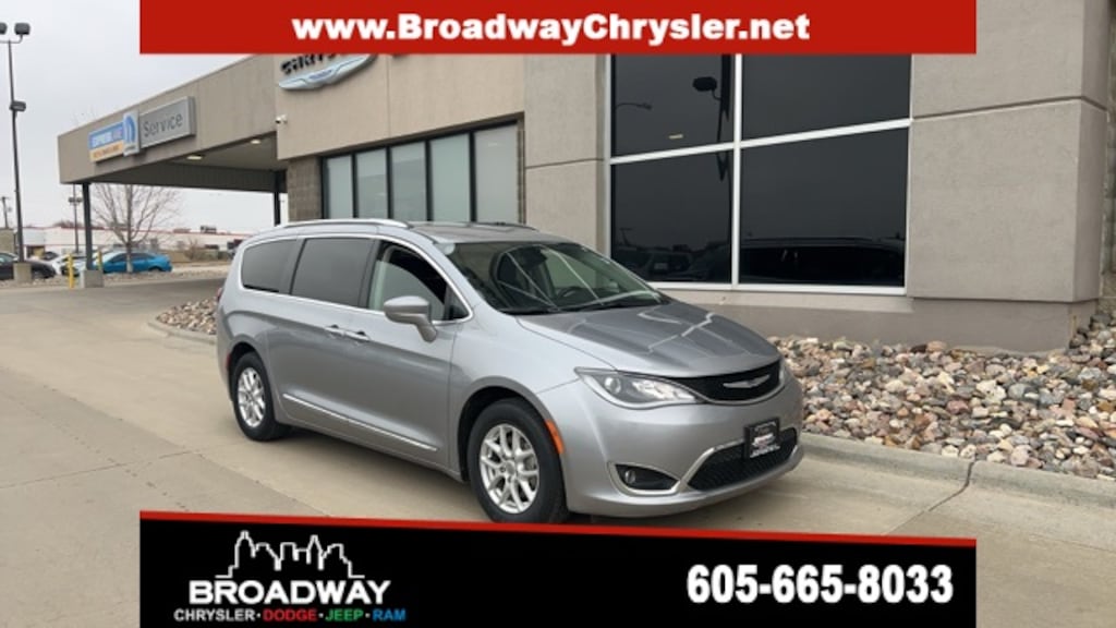 Used 2020 Chrysler Pacifica Touring L 2025A For Sale Yankton SD