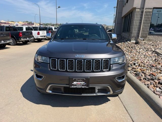 Used 2018 Jeep Grand Cherokee Limited with VIN 1C4RJFBG2JC181233 for sale in Yankton, SD