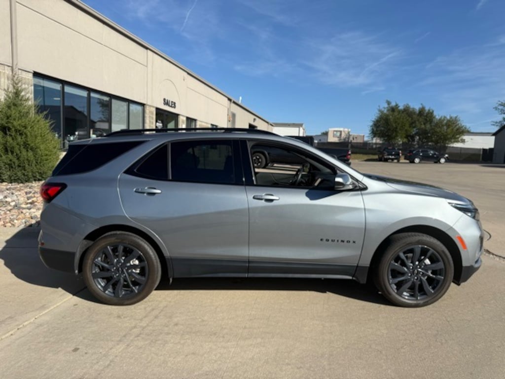 Used 2024 Chevrolet Equinox RS SUV