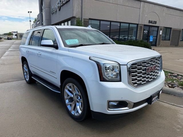 2019 GMC Yukon 4WD Denali's photo