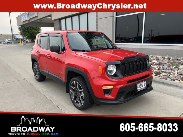 Used 2021 Jeep Renegade Jeepster with VIN ZACNJDAB9MPM96455 for sale in Yankton, SD