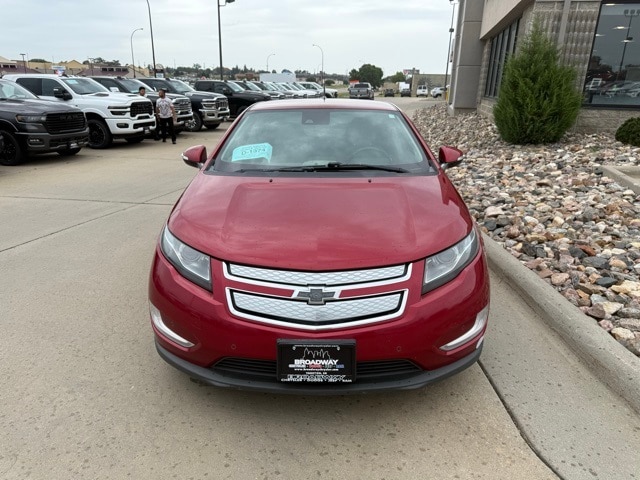 Used 2014 Chevrolet Volt Base with VIN 1G1RH6E47EU110891 for sale in Yankton, SD