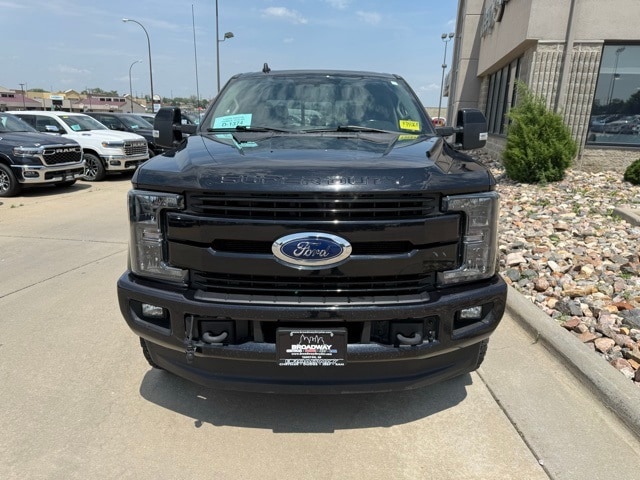 Used 2019 Ford F-250 Super Duty Lariat with VIN 1FT7W2BT1KEC88570 for sale in Yankton, SD