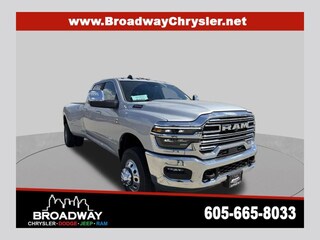 2026 Ram 3500 LARAMIE CREW CAB 4X4 8' BOX Pickup