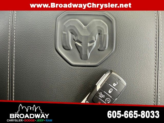 2025 RAM Ram 1500 Pickup Laramie - Photo 19