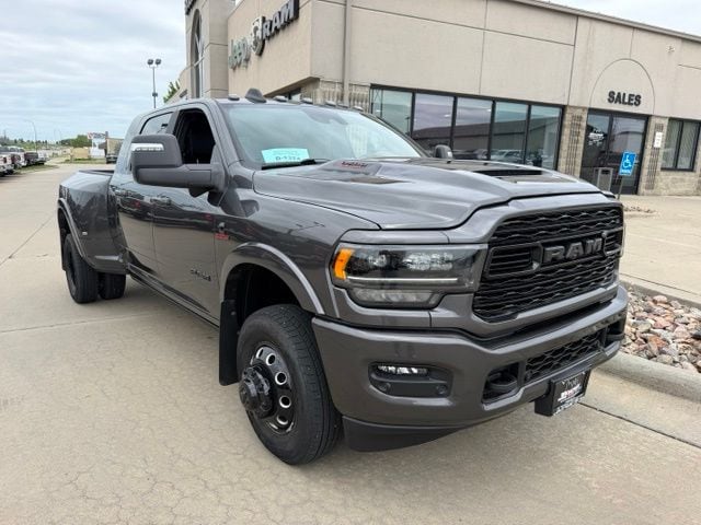 2024 RAM 3500 Limited 4X4 Mega Cab's photo