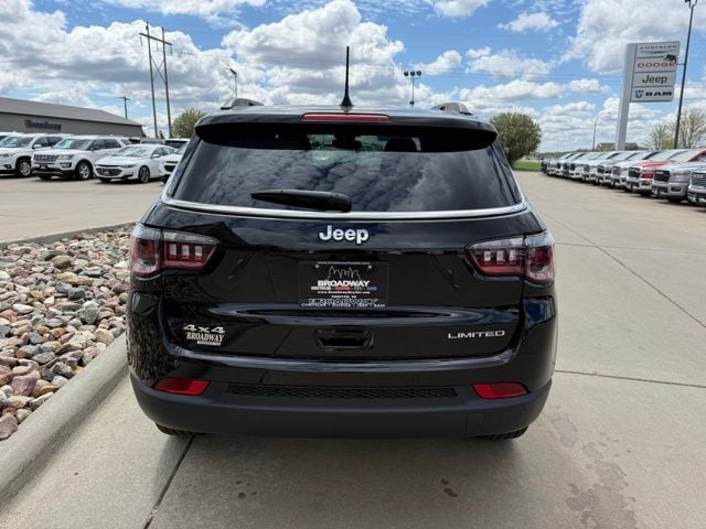 2025 Jeep Compass Limited - Photo 6