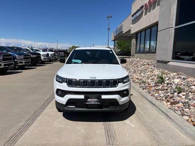 Used 2024 Jeep Compass Latitude with VIN 3C4NJDBN2RT128064 for sale in Yankton, SD