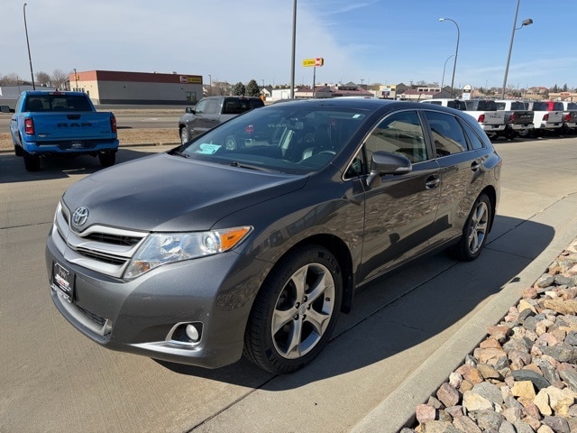 Used 2014 Toyota Venza XLE with VIN 4T3BK3BB3EU098334 for sale in Yankton, SD