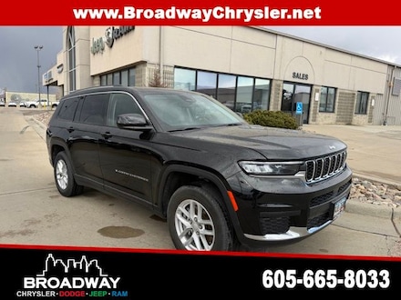 2023 Jeep Grand Cherokee L Laredo SUV