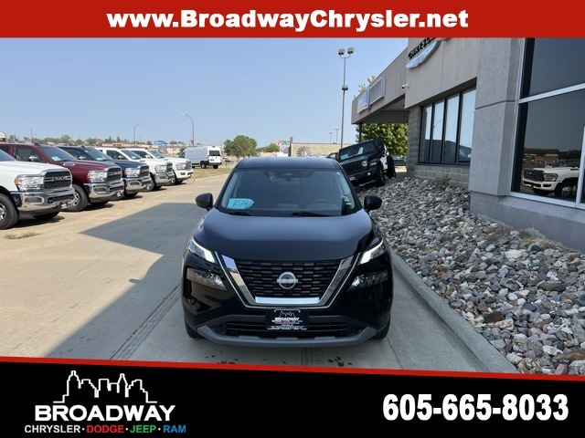 Used 2023 Nissan Rogue S with VIN 5N1BT3AA0PC785164 for sale in Yankton, SD