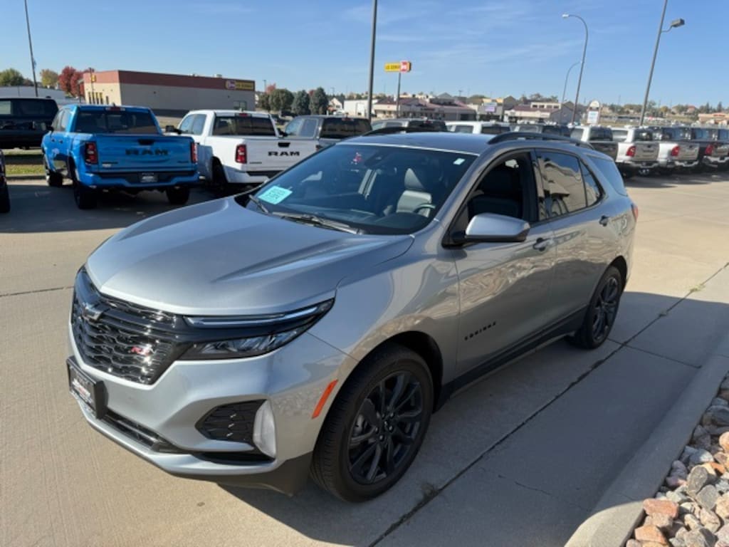 Used 2024 Chevrolet Equinox RS SUV