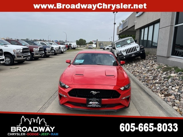 Used 2021 Ford Mustang GT Premium with VIN 1FA6P8CF9M5137571 for sale in Yankton, SD