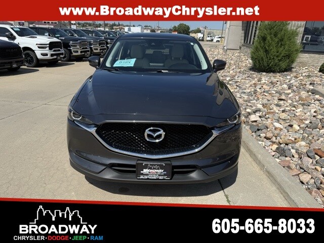 2017 Mazda CX-5 Touring photo 2