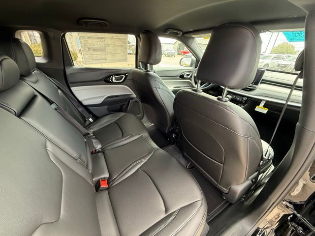2025 Jeep Compass Limited - Photo 10
