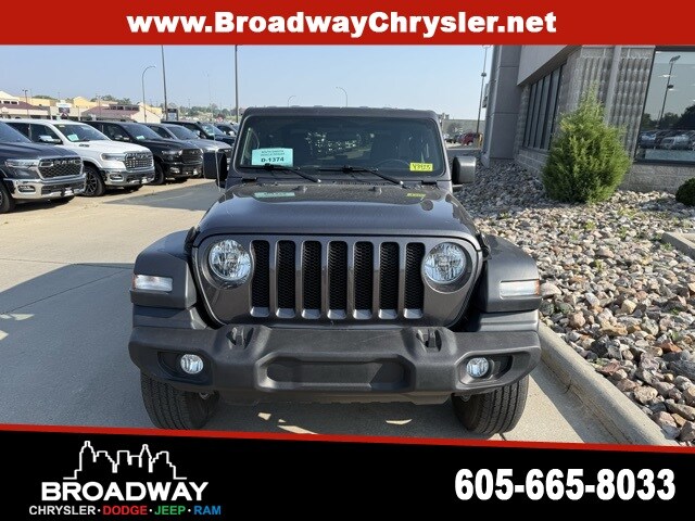 Used 2021 Jeep Wrangler Sport S with VIN 1C4GJXAN9MW794045 for sale in Yankton, SD