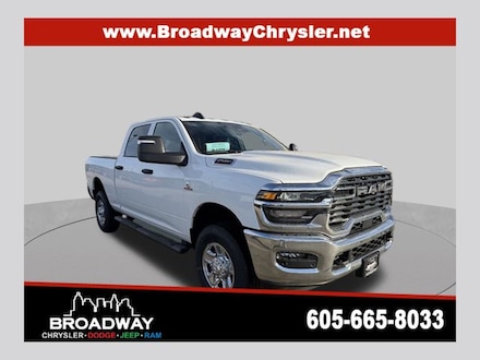 2026 Ram 2500 TRADESMAN CREW CAB 4X4 6'4 BOX Pickup