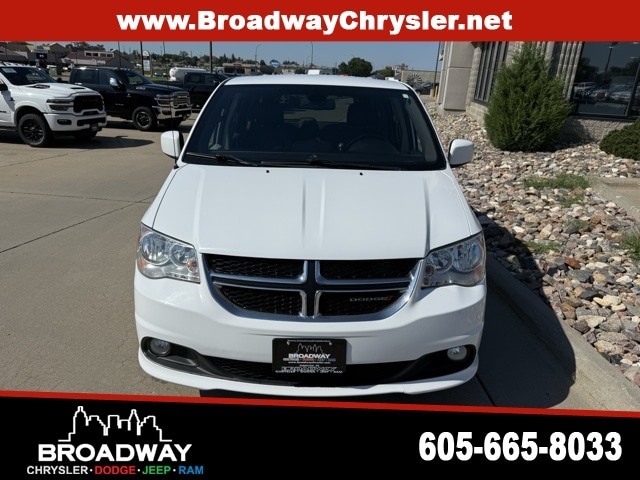 Used 2020 Dodge Grand Caravan SXT with VIN 2C4RDGCG0LR166462 for sale in Yankton, SD