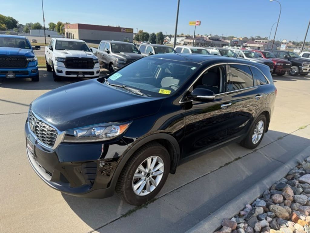 Used 2019 Kia Sorento LX SUV