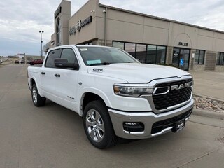 2026 Ram 1500 BIG HORN CREW CAB 4X4 5'7 BOX Pickup