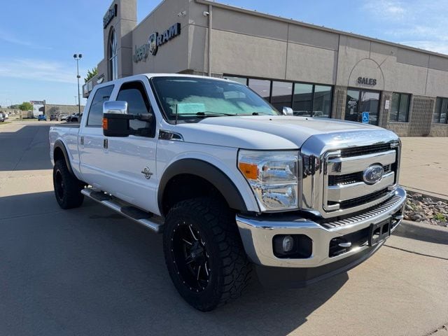 2016 Ford F-250 Lariat 4x4 Crew Cab 8' Box's photo