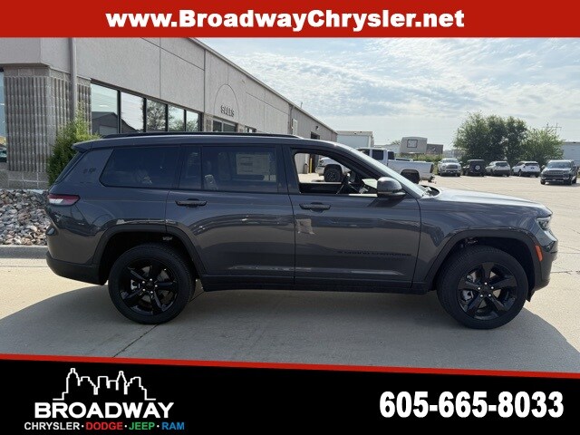 2025 Jeep Grand Cherokee Altitude X photo 4