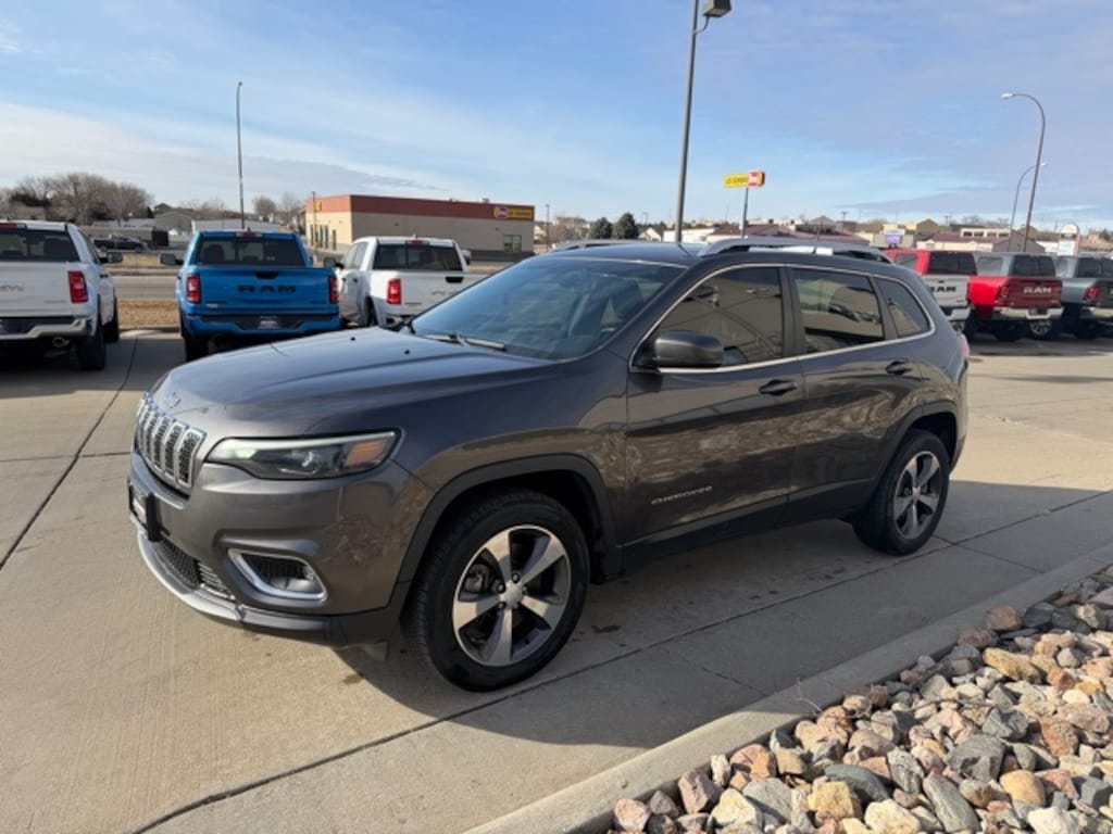 Used 2019 Jeep Cherokee Limited SUV