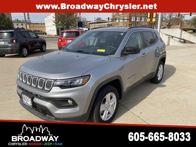 Used 2022 Jeep Compass Latitude with VIN 3C4NJDBB1NT167311 for sale in Yankton, SD