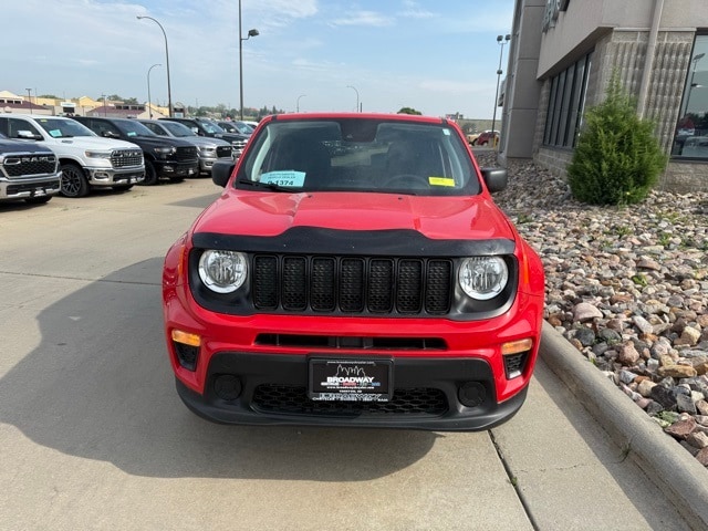 Used 2021 Jeep Renegade Jeepster with VIN ZACNJDAB9MPM96455 for sale in Yankton, SD