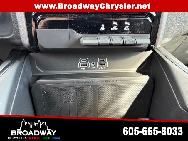 2025 RAM Ram 1500 Pickup Laramie - Photo 15