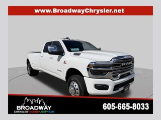 2026 Ram 3500 LARAMIE CREW CAB 4X4 8' BOX Pickup