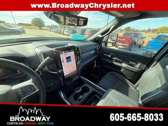 2026 RAM 2500 Laramie - Photo 13