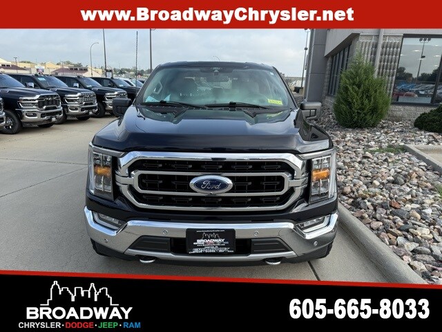 2021 Ford F-150 XLT photo 2