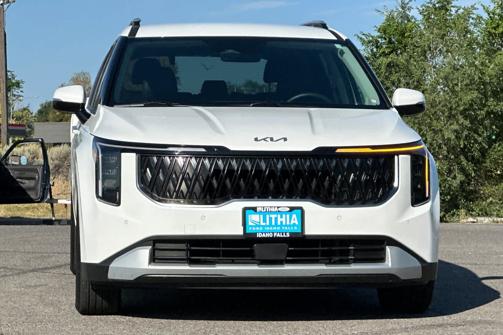 Thumbnail: 2025 Kia Carnival - 10